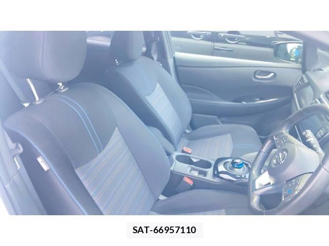 Nissan LEAF 2018-01 8849528-14