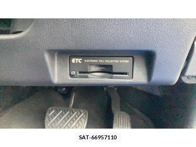 Nissan LEAF 2018-01 8849528-18
