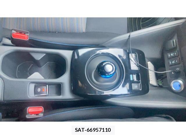 Nissan LEAF 2018-01 8849528-24