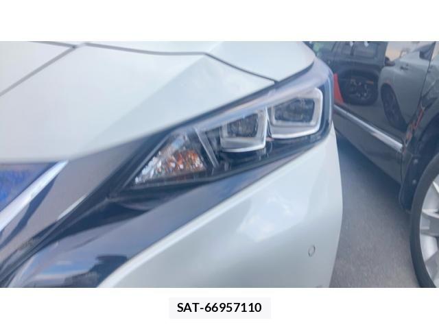 Nissan LEAF 2018-01 8849528-3
