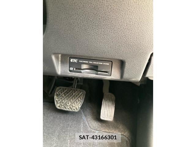 Nissan LEAF 2018-02 8847962-13