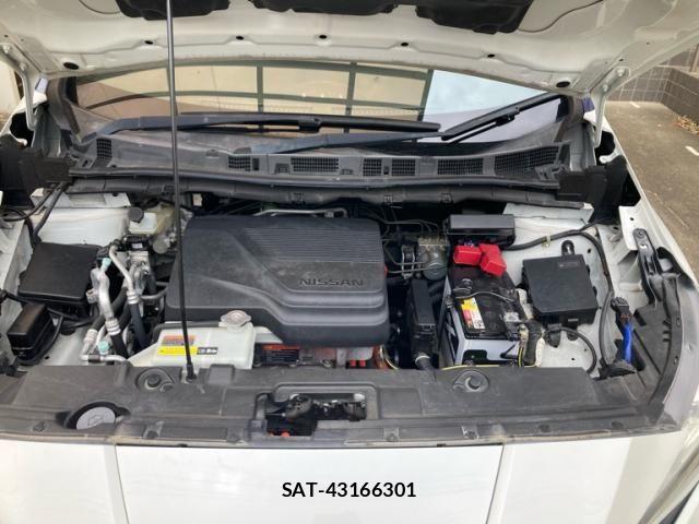 Nissan LEAF 2018-02 8847962-16