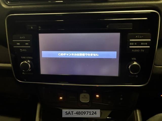Nissan LEAF 2017-11 8849529-16