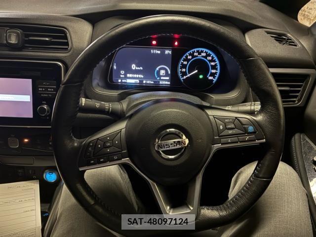 Nissan LEAF 2017-11 8849529-19