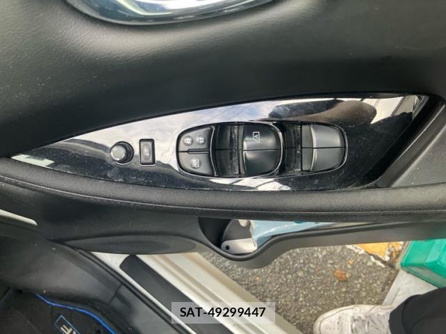 Nissan LEAF 2017-12 8849532-15