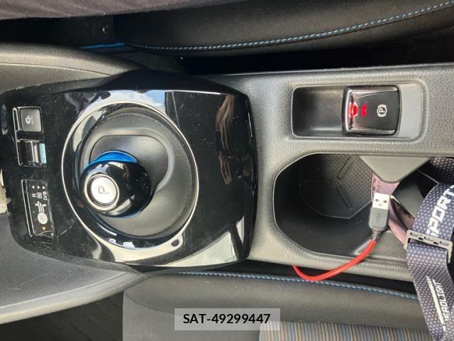 Nissan LEAF 2017-12 8849532-21