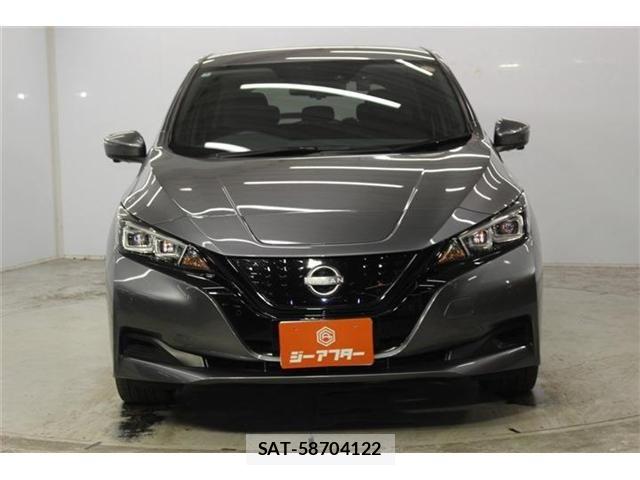 Nissan LEAF 2022-03 8871313-1