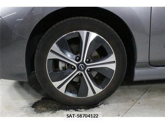 Nissan LEAF 2022-03 8871313-21