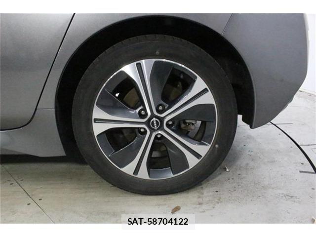 Nissan LEAF 2022-03 8871313-22