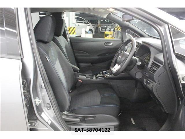 Nissan LEAF 2022-03 8871313-26