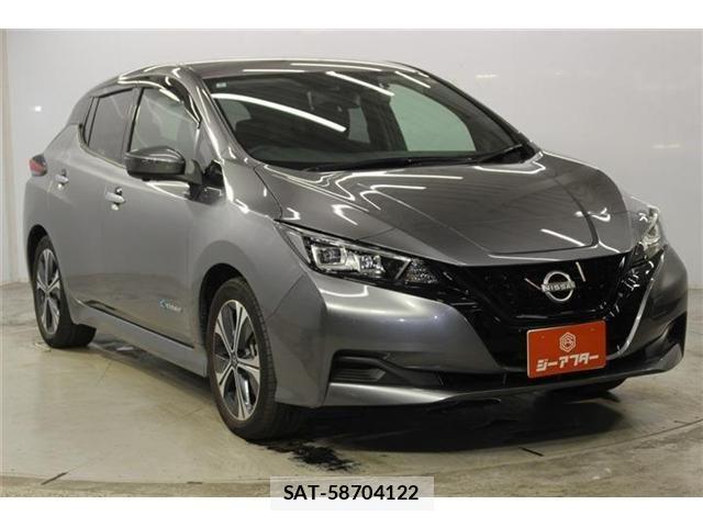 Nissan LEAF 2022-03 8871313-2