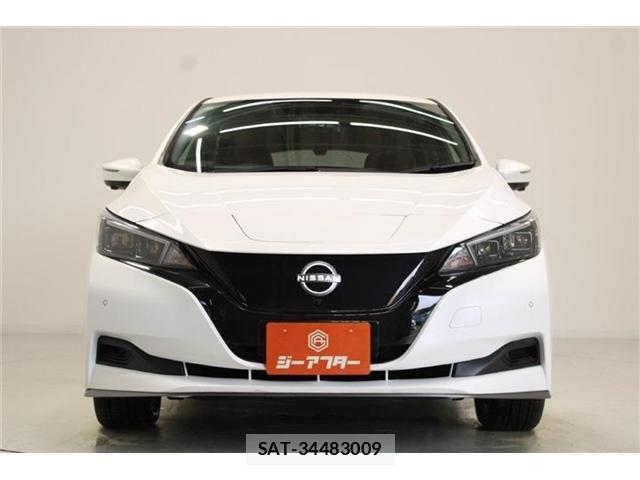 Nissan LEAF 2025-03 8871307-6