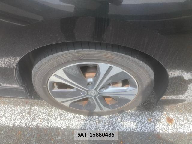Nissan LEAF 2017-10 8871315-11