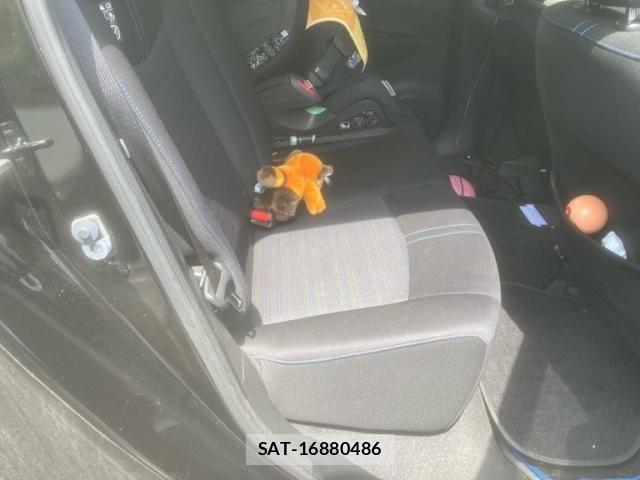 Nissan LEAF 2017-10 8871315-12