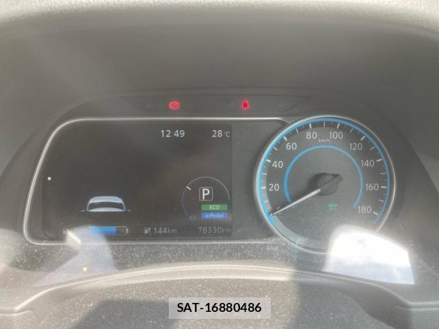 Nissan LEAF 2017-10 8871315-23