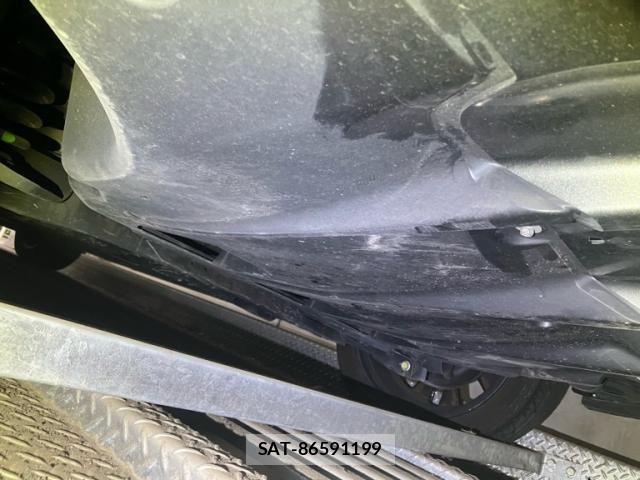 Nissan LEAF 2021-01 8871306-9