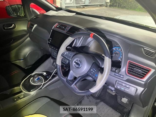 Nissan LEAF 2021-01 8871306-13
