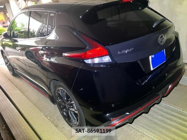 Nissan LEAF 2021-01 8871306-4