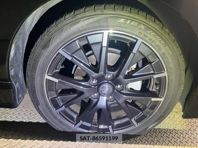 Nissan LEAF 2021-01 8871306-5