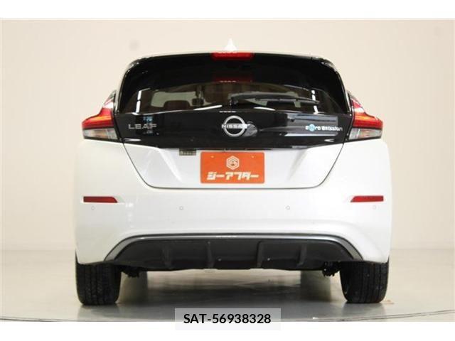 Nissan LEAF 2022-06 8871311-11