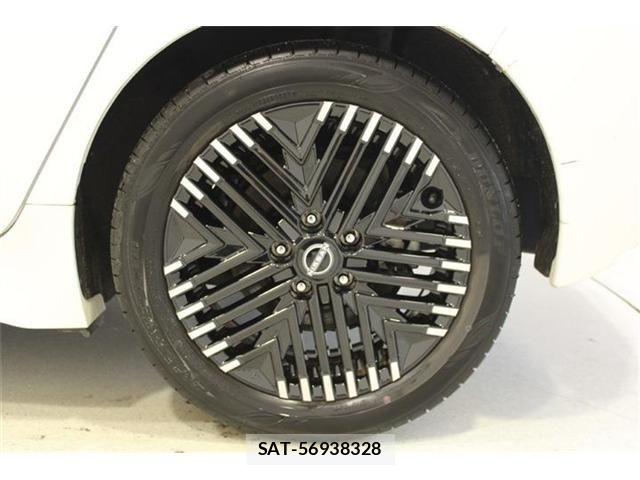 Nissan LEAF 2022-06 8871311-24