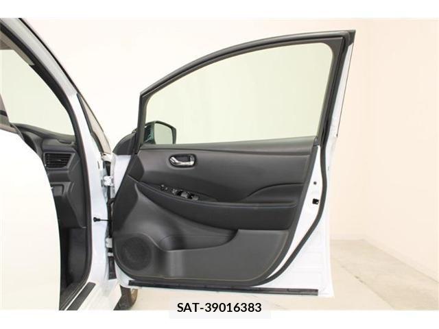 Nissan LEAF 2024-12 8871305-29