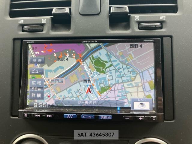 Nissan LEAF 2013-10 8871314-14