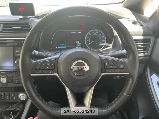 Nissan LEAF 2017-12 8871312-14