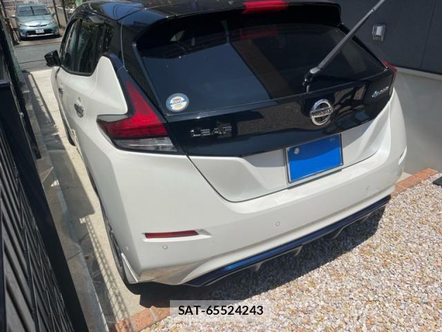 Nissan LEAF 2017-12 8871312-3
