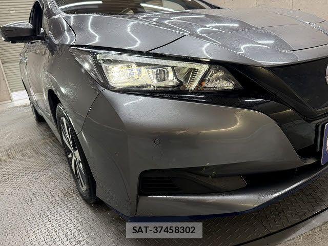 Nissan LEAF 2021-11 8871310-4