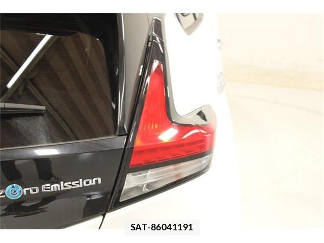 Nissan LEAF 2025-03 8871309-17