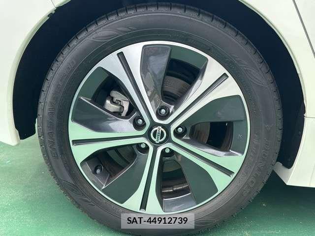 Nissan LEAF 2021-04 8880412-15