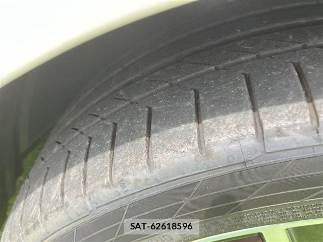 Nissan LEAF 2022-06 8880410-14