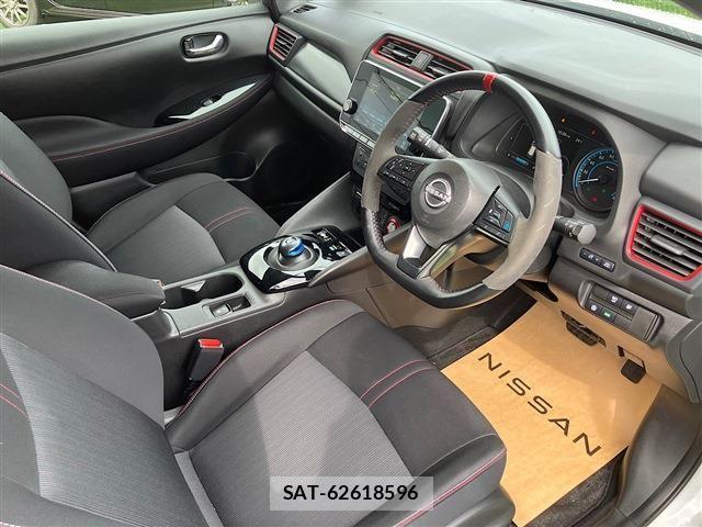 Nissan LEAF 2022-06 8880410-19