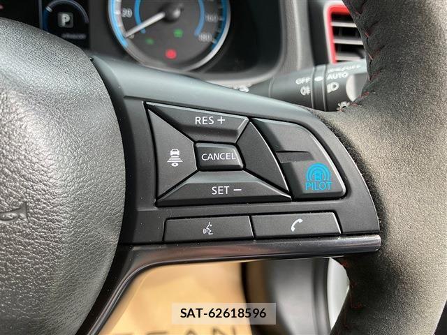 Nissan LEAF 2022-06 8880410-7