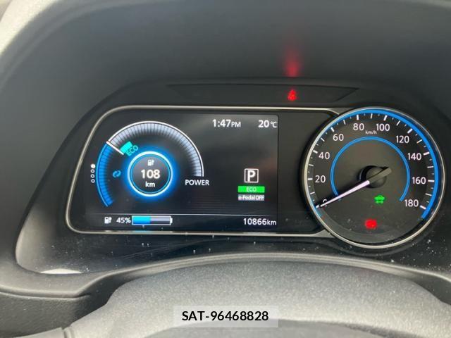 Nissan LEAF 2023-03 8880411-12