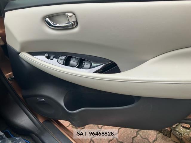Nissan LEAF 2023-03 8880411-17
