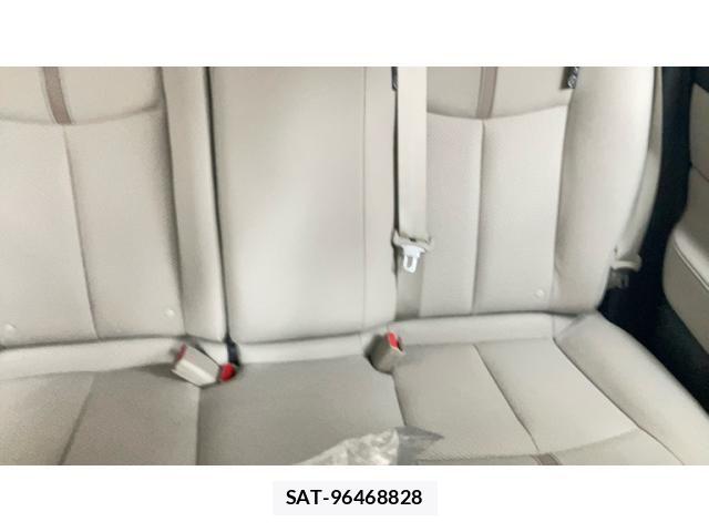 Nissan LEAF 2023-03 8880411-21