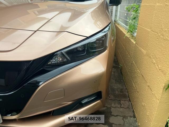 Nissan LEAF 2023-03 8880411-4