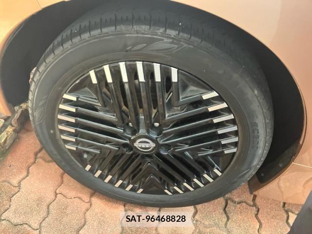 Nissan LEAF 2023-03 8880411-7