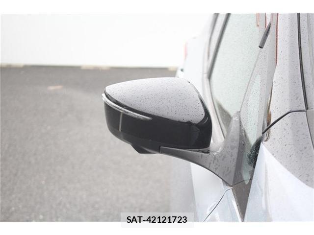 Nissan LEAF 2022-09 8880408-18