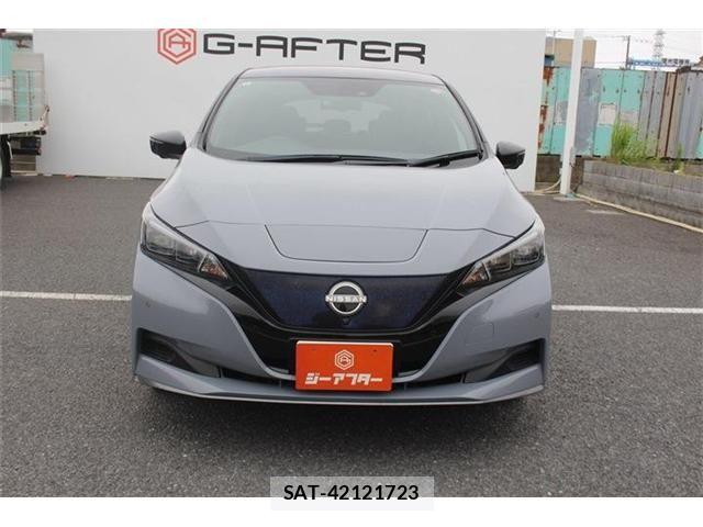 Nissan LEAF 2022-09 8880408-5