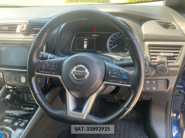 Nissan LEAF 2017-10 8880417-15