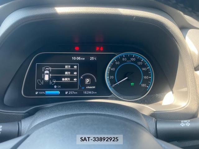 Nissan LEAF 2017-10 8880417-16