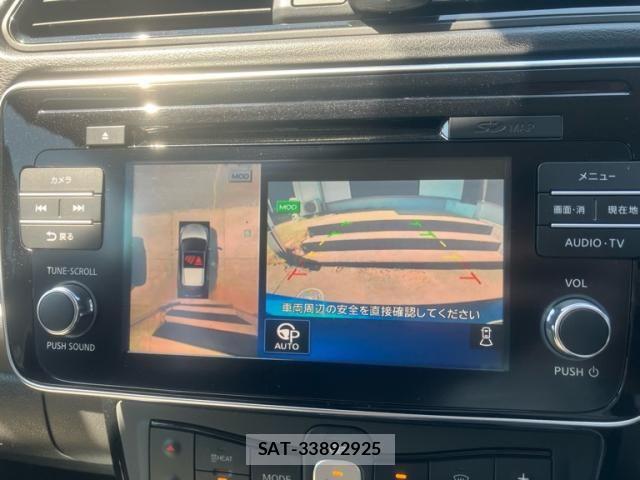 Nissan LEAF 2017-10 8880417-25