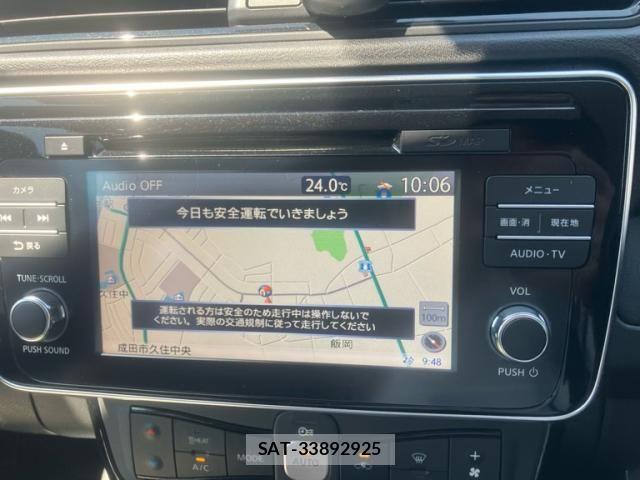 Nissan LEAF 2017-10 8880417-27