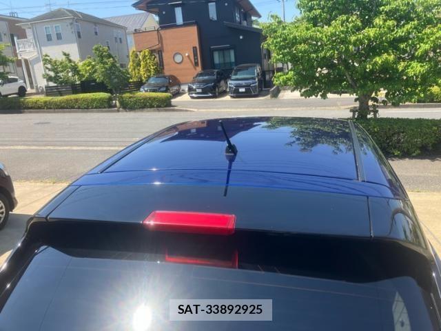 Nissan LEAF 2017-10 8880417-5