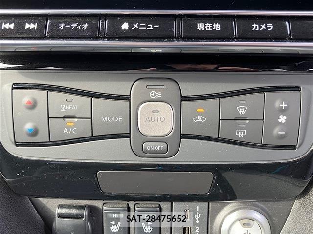 Nissan LEAF 2022-06 8880409-12