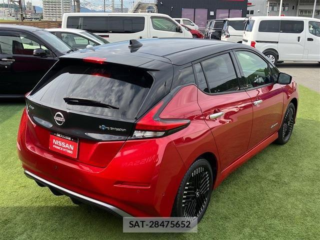 Nissan LEAF 2022-06 8880409-17