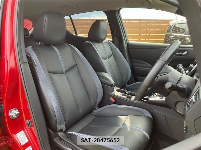 Nissan LEAF 2022-06 8880409-18